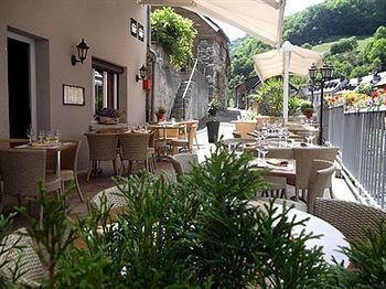 Auberge De L'Isard Σαιν-Ντενί Εξωτερικό φωτογραφία