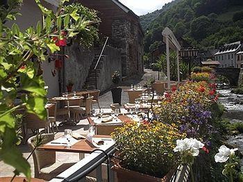 Auberge De L'Isard Σαιν-Ντενί Εξωτερικό φωτογραφία